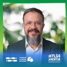 CONHEÇA LINDA LEE KIM Linda Lee Kim é empreendedora e mentora de negócios  de impacto, tendo atuado na empresa missionária e social 1212 e atualmente  na empresa HADAR. É evangelista responsável pelo