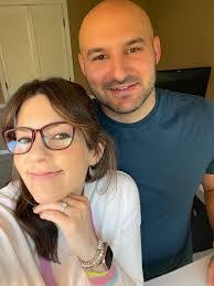 Stacy Lind's Instagram, Twitter & Facebook