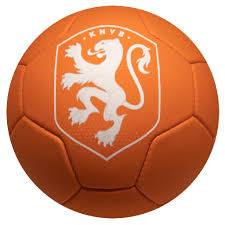 De oranje leeuwinnen, het nederlands vrouwen voetbalelftal, spelen deze wedstrijden. Knvb Bal Oranje Leeuwinnen Size 5 Van Der Meulen