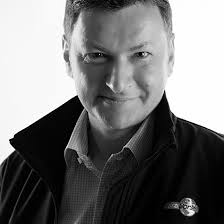 Guido Rasch übergibt an Fred Benz: kress.de