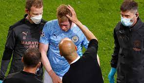 Kevin de bruyne continue son festival. Champions League Finale Kevin De Bruyne Nach Zusammenpralll Mit Rudiger Unter Tranen Ausgewechselt