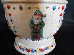 Decorative Christmas Lidded Jar W/santas