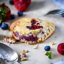 1 batch of perfect whole wheat pie crust 1 c whole wheat 1/2 c white flour 2 t sugar 1/2 t salt ½ c. Low Carb Scd Berry Hand Pies Grain Free Gluten Free Dessert