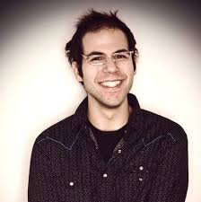 Mike Is Business Insider S Graphics Editor He Majored In Printmaking At Cornell University And Earned An In 2020 Business Insider Football Recruiting Student Athlete