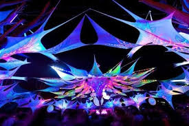 Die schnelle tischdekoration zum selber machen tafeldeko | coole. Goa Deko Selbst Machen Party Dekoration Schwarzlicht