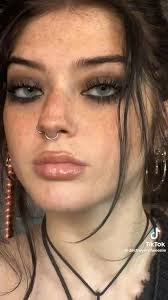 Daisy Cancino's Instagram, Twitter & Facebook