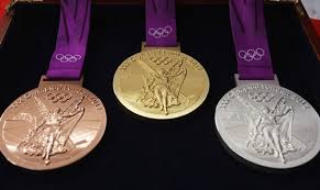 3.500 kilogramos de plata y 2.200 kilogramos de bronce (una combinación de cobre y zinc). Espana A Por Todas Estas Son Todas Las Opciones De Medalla En Los Juegos