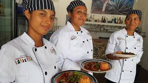 Al programa jóvenes construyendo el futuro 2021, solo pueden acceder mexicanos que tengan una edad comprendida entre 18 y 29 años de edad, los cuales no trabajen y tampoco estudien. Pagos De Jovenes Construyendo El Futuro 2020 Lo Que Debes Saber Union Guanajuato