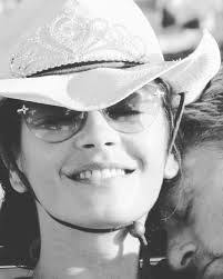 Leona Mark's Instagram, Twitter & Facebook