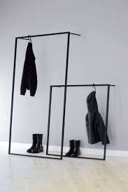 Little Leano Garderobe Schwarz Vielseitige Eleganz Little Leano Von Roomsafari Nicht Ganz So Hoch Wi Kleiderschrank Schwarz Garderobe Modern Kleiner Schrank