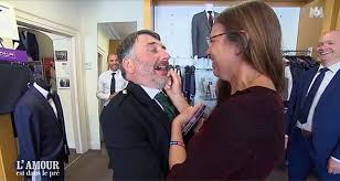 L'amour est dans le pré, parfois abrégé adp, est une émission de télévision française de téléréalité diffusée en france, sur m6, depuis le 8 septembre 2005. L Amour Est Dans Le Pre 2019 Yves Lucienne Didier Isabelle Francis Brigitte Les Couples En Danger Dans Le Grand Bilan Toutelatele