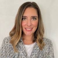 Erin Manley's Instagram, Twitter & Facebook