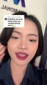 Maksud Kening Terangkat Sebelah