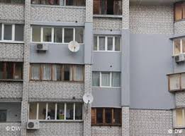 Pe scurt, acest document atestă eficiența energetică a clădirii din care face parte locuința. Ziare Com Certificatul Energetic Ce Este Cat Costa Si Ce Riscam Daca Nu Il Avem Vocile CelorlalÅ£i Dw 17 01 2011