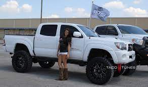 Backed up by toyota, toyota tacoma has been awarded as motor trend magazine's truck of the year for 2005 and received iihs's top safety pick award in 2009. Toyota Tacoma Double Cab Audio Stereo Speaker Subwoofer Upgrade