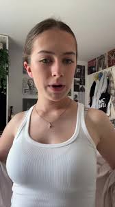 eva norris (@eva.norriss)