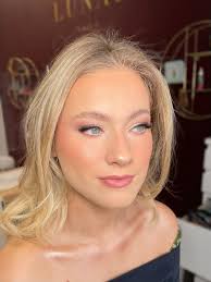 How beautiful does this one look Soraya Anvari ? Smokey glam from this  weekend 😍 Sorry for the delay with replying to enquires. I've been in  London this weekend. All messages will