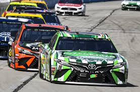Richard petty has the most nascar cup series career wins of any racer, with 200 wins. The Latest Hamlin Wins At Texas Despite 2 Penalties