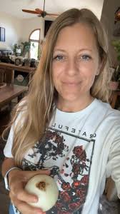 How to easily & quickly dice an onion 🧅