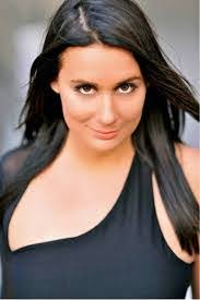 Keri Compton's Instagram, Twitter & Facebook