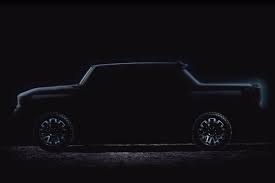 The 2022 gmc hummer ev has finally been revealed, and it certainly looks the part. Gmc Hummer Ev Truck And Suv Teased As Debut Date Moves To Fall Roadshow