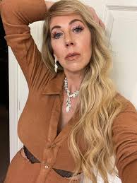 💟LET'S WELCOME OUR 💓LOVELY💓 MEMBERS:💞💞 **Please don't forget to invite  your 20 friends once you have joined the group. 🥰😁** Please comment  "Done" if you invited 20 Helen Weinberg, Leticia Rubio, Tina