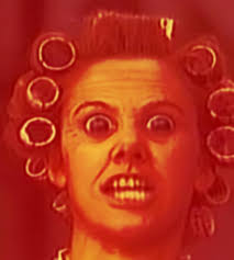 🚨| ELLAS SI IMPONEN MODA, PERO JAMÁS SERÁN UNA MODA 💋| MadreaGaga y  madreRiri dando lecciones a las teencitas peluquer/\s que juran que su fav  está por encima de reinas del pop