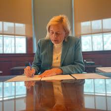 Today, I signed an Executive Order to establish the Independent Commission  to Investigate the Facts of the Tragedy in Lewiston. The Commission's  charge is to determine the facts of the October 25th