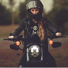 Being A Woman In What Is Considered A Man S World Can Be Incredibly Intimidating Not Only Are You Battling Your Own Cafe Racer Girl Motorcycle Girl Biker Girl