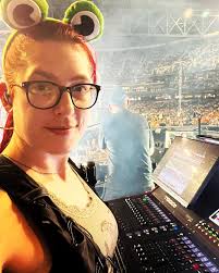 My first tour photo dump! From having to be