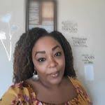 Tracey Marlin's Instagram, Twitter & Facebook