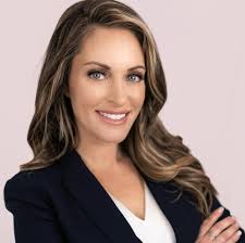 Alexis Gerdes's Instagram, Twitter & Facebook