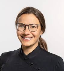 Paula Helm's Instagram, Twitter & Facebook