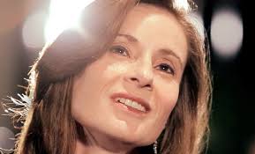 Singer-Songwriter Deanna Cheyne