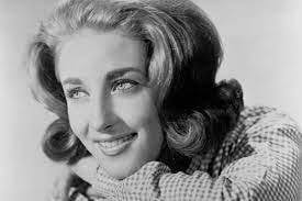 Lesley Gore &amp;quot;It's My Party &amp;amp; She's A Fool&amp;quot; On The Ed Sullivan Show October 13,1963!! : r/TvShows