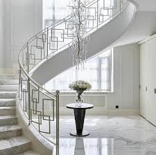 إيمان النافع On Instagram اذا مساحه تحت الدرج كبيره استفيدو منها بخزانه لتعليق العبايات و Home Stairs Design Stairs Design Modern Stair Railing Design