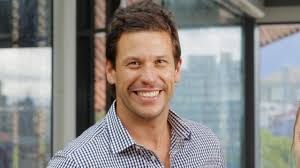 Scientist unite to restore Tasmania's famous giant kelp forests