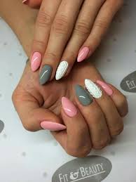 Pin Na Manicure