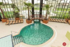 Terenul este proprietatea municipiului oradea, suprafaţa amenajată. Aquapark Nymphaea Din Oradea Situat La Doar 5 Minute De Hotelul Lyra Bed And Breakfast Hotel Lyra Cazare In Oradea