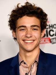 Joshua bassett olivia rodrigo matt cornett julia lester frankie a. Joshua Bassett Bio Net Worth Movies Tv Series Girlfriend Facts 2021 World Celebs Com