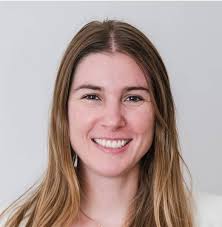 Alanna Foster's Instagram, Twitter & Facebook