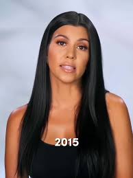 Evolução da Kourtney Kardashian: Antes e Depois