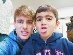 안녕!!! ㅎㅎ 귀여미 영국 애기 Zana 랑 교회에서 셀카!! ㅋㅋㅋ 요새 너무 바빠서 영상 그렇게 자주 못 올려서 죄송해요ㅠ 그래도  저희 영상 기대해주시고 재밌게 봐주는 여러분들께 너무 감사하고 덕분에 힘이 정말 많이