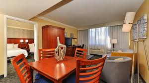 Boldly restoring skin and bodies by banishing the parts of aging that no longer serve and summoning natural beauty and vibrance that is both liberating and . Du Hotels University Of Denver Hotels Cherry Creek Mall Colorado Hotels