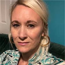 Kate Denny's Instagram, Twitter & Facebook