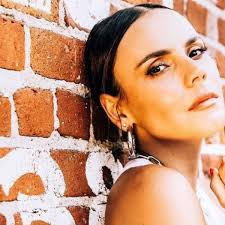 Каролина Гайтан снимется в новом фильме с Алланом Хоуко, актером из  «Республики Дойл» и «Джеком Райаном»