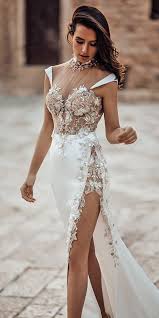 21 Hottest Wedding Dresses 2020 That Are Wow Wedding Forward Modern Bridal Gowns Wedding Dress Trends Simple Bridal Gowns
