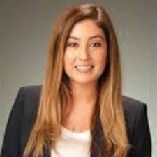 Carla Pappas's Instagram, Twitter & Facebook