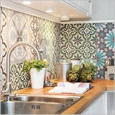 Castorama Papier Peint Cuisine Peinture Cuisine En 2020 Avec Images Carrelage Mural Cuisine Faience Cuisine Moderne Recouvrir Carrelage