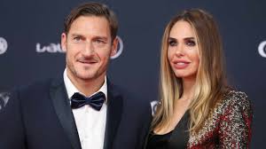 Jun 19, 2021 · francesco totti e ilary blasi festeggiano alla grande i 16 anni di matrimonio in un locale esclusivo di roma con vista cupolone. Ilary Blasi Pensa Al Quarto Figlio Con Totti La Gravidanza Mi Piace
